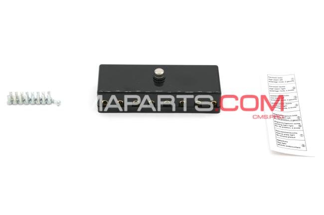 CAJA DE FUSIBLES 8-ZEK.